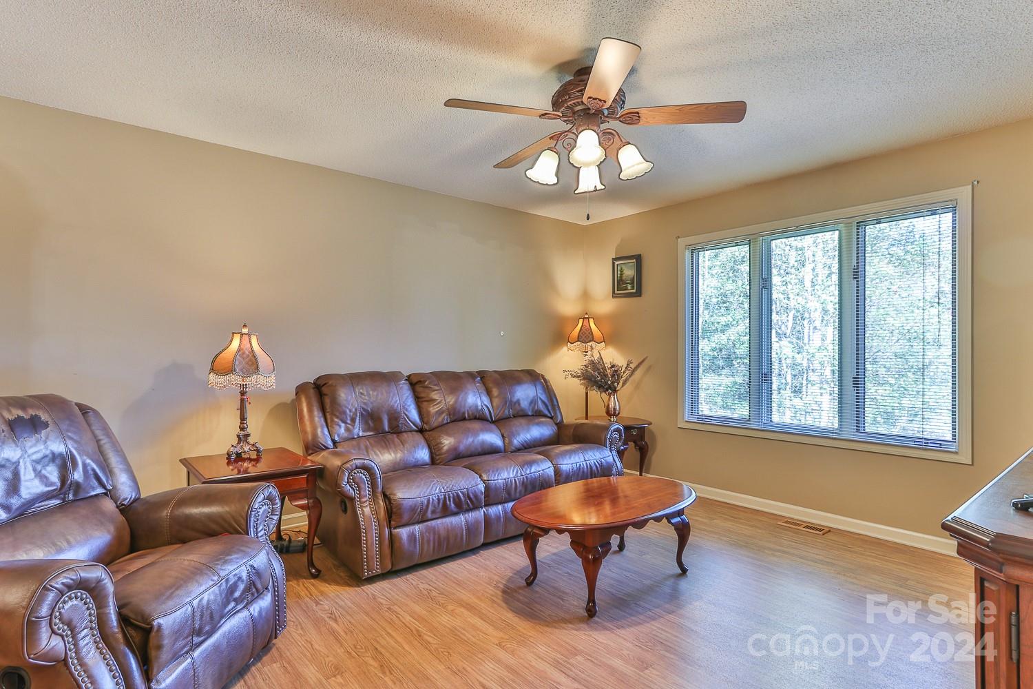 5076 NC Hwy 127 Highway