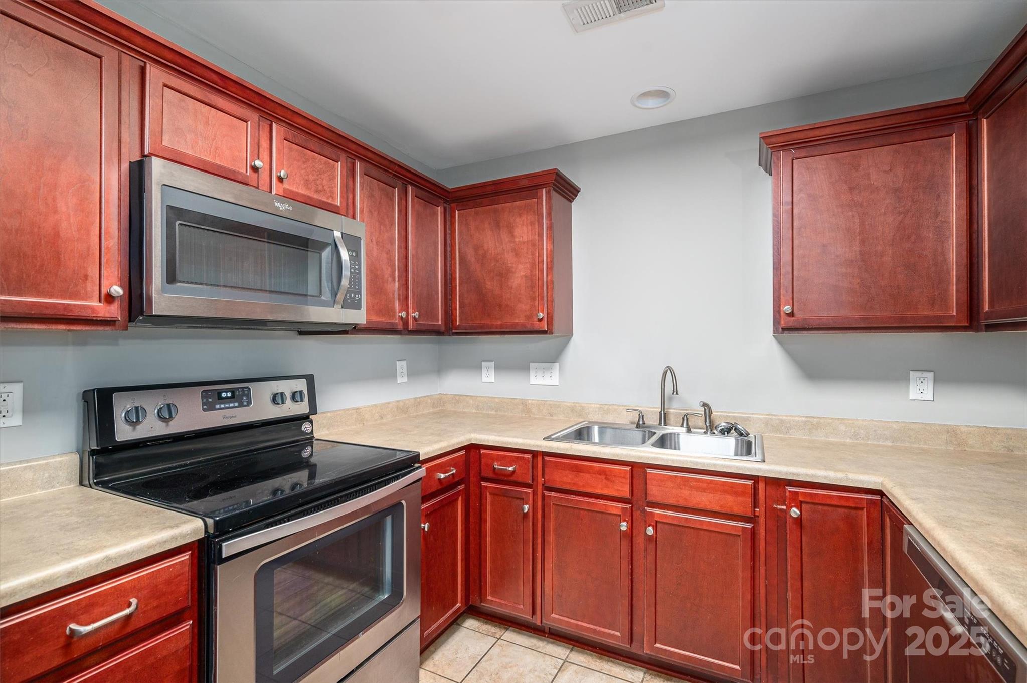 810 E Main Street