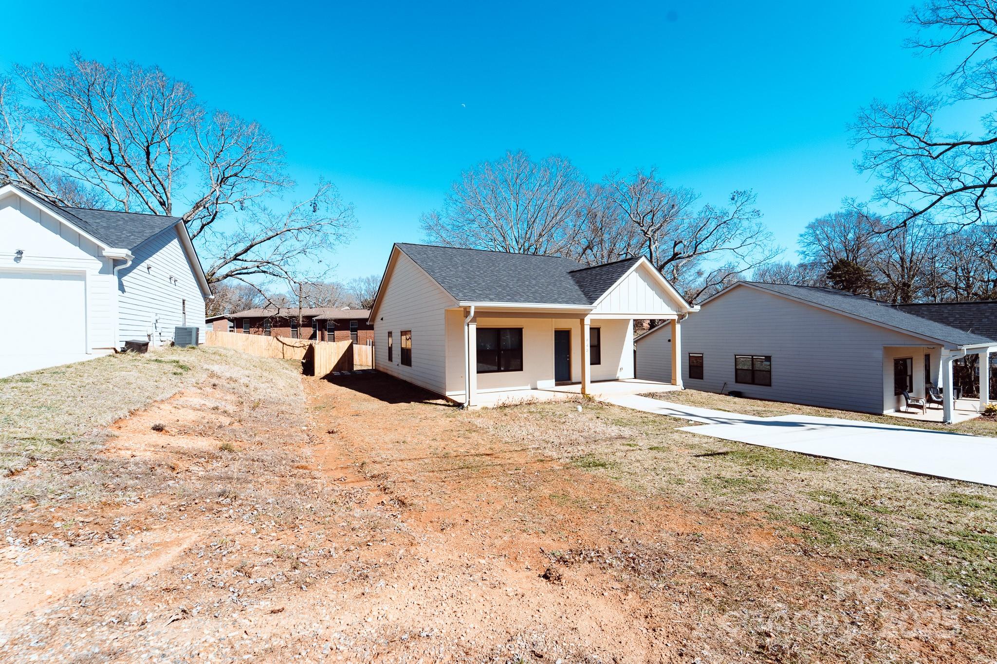 945 3rd Street Place SW