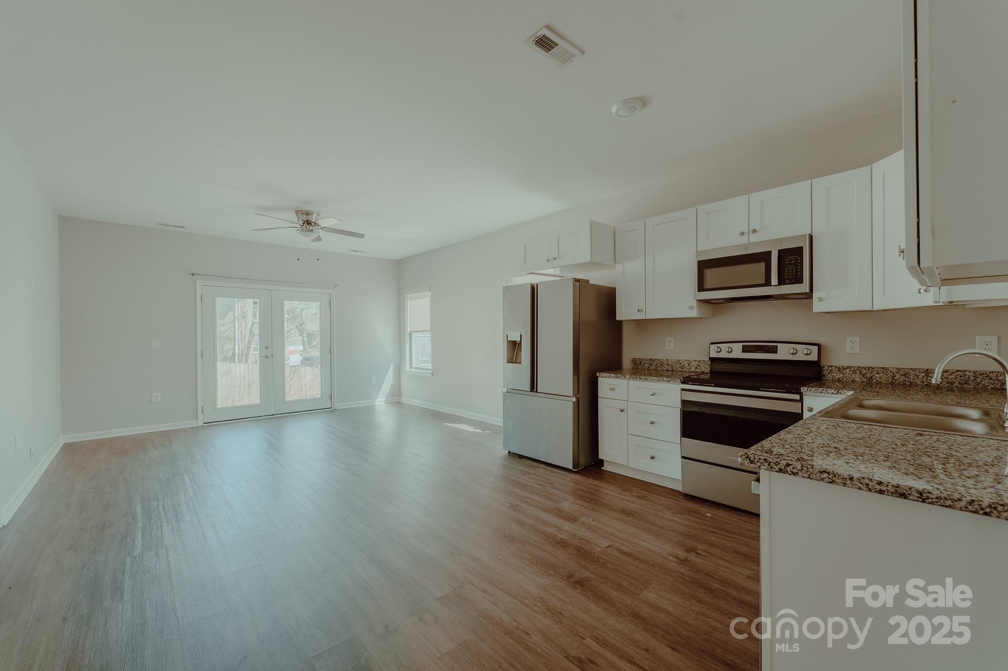 945 3rd Street Place SW