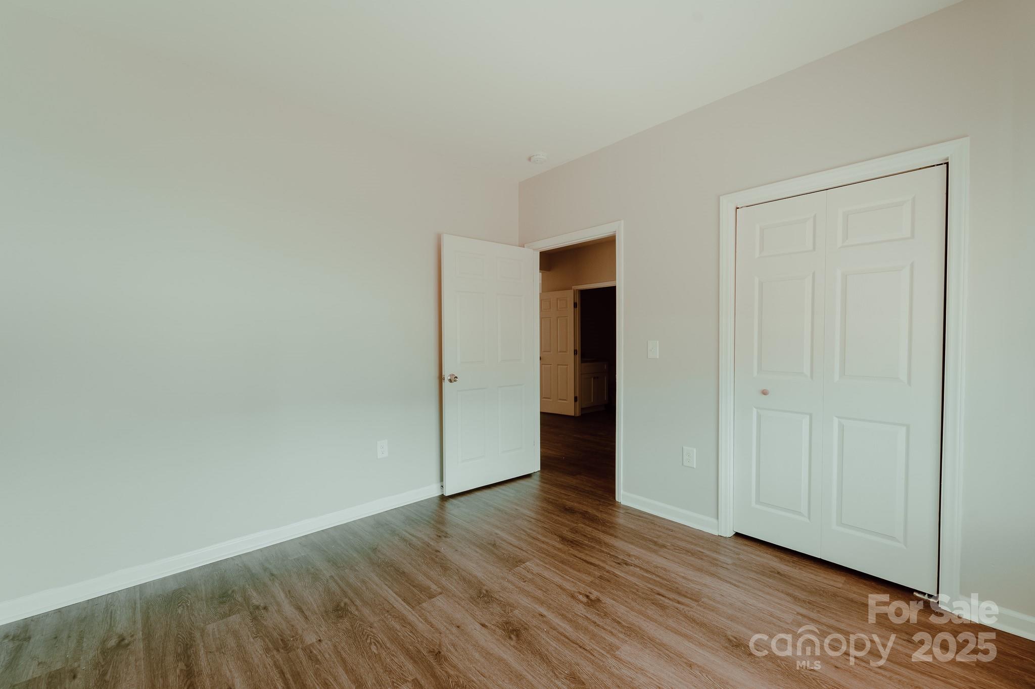 945 3rd Street Place SW