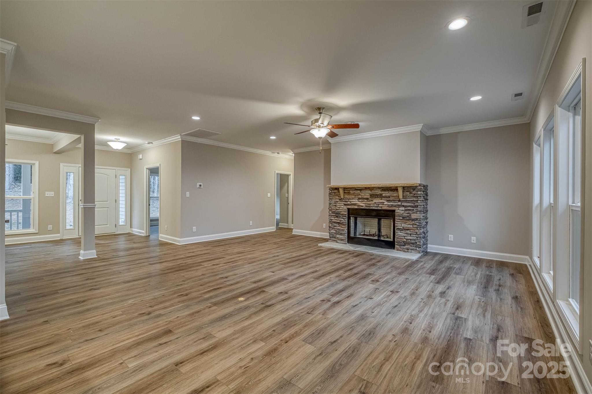 1672 W Paradise Harbor Drive