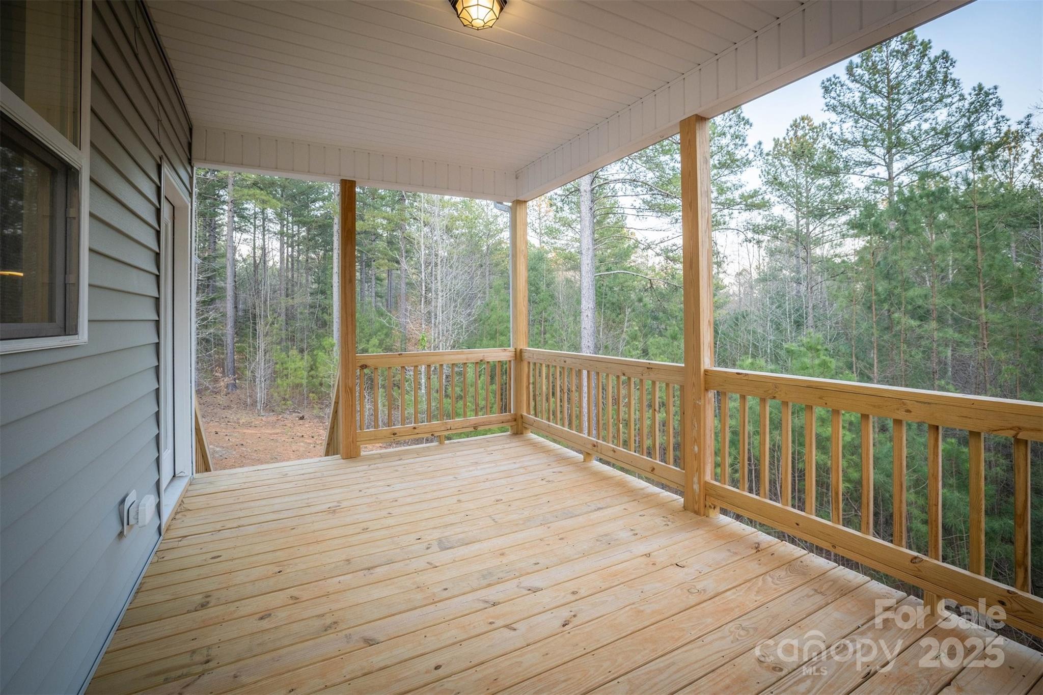 1672 W Paradise Harbor Drive