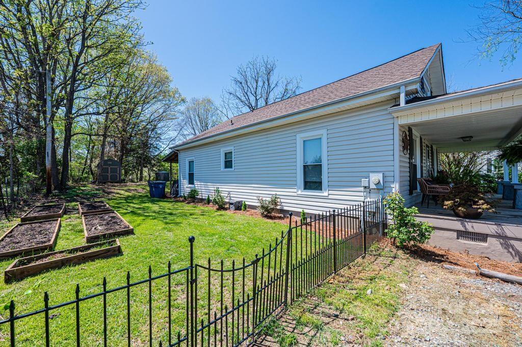 160 N Main Street