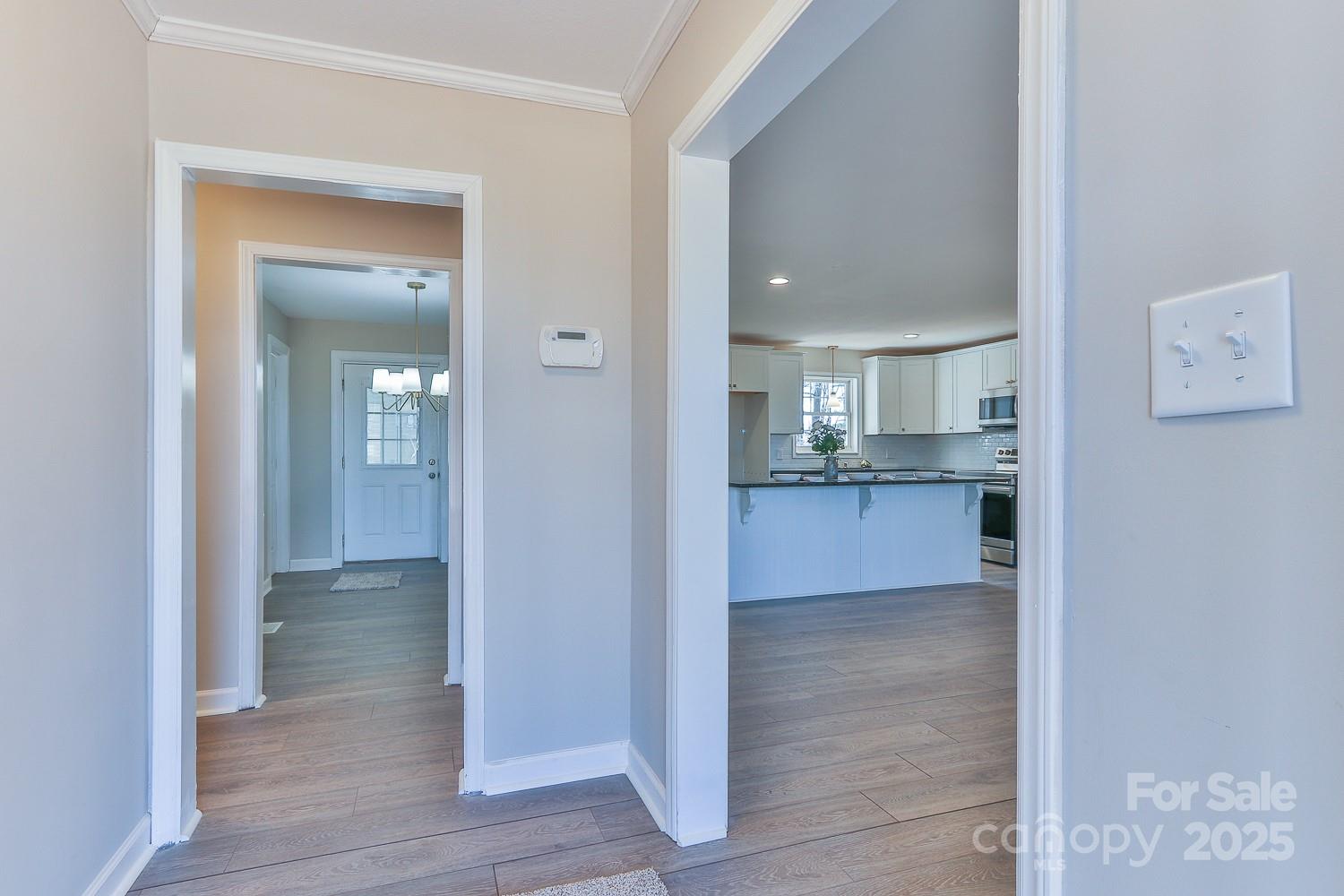 3424 Walker Circle