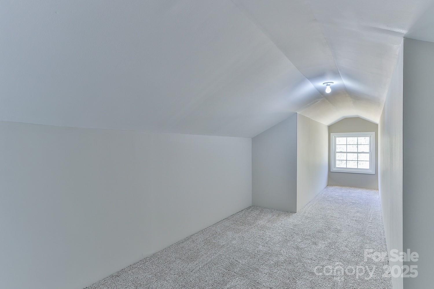 3424 Walker Circle