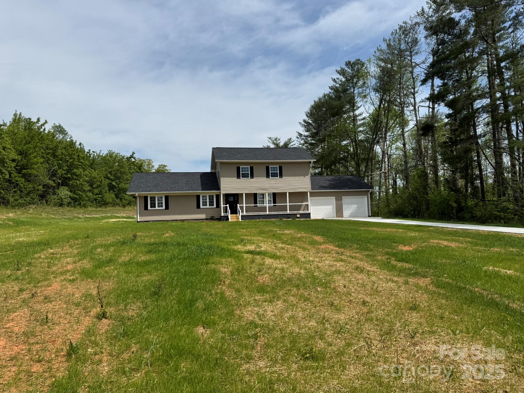 3424 Walker Circle