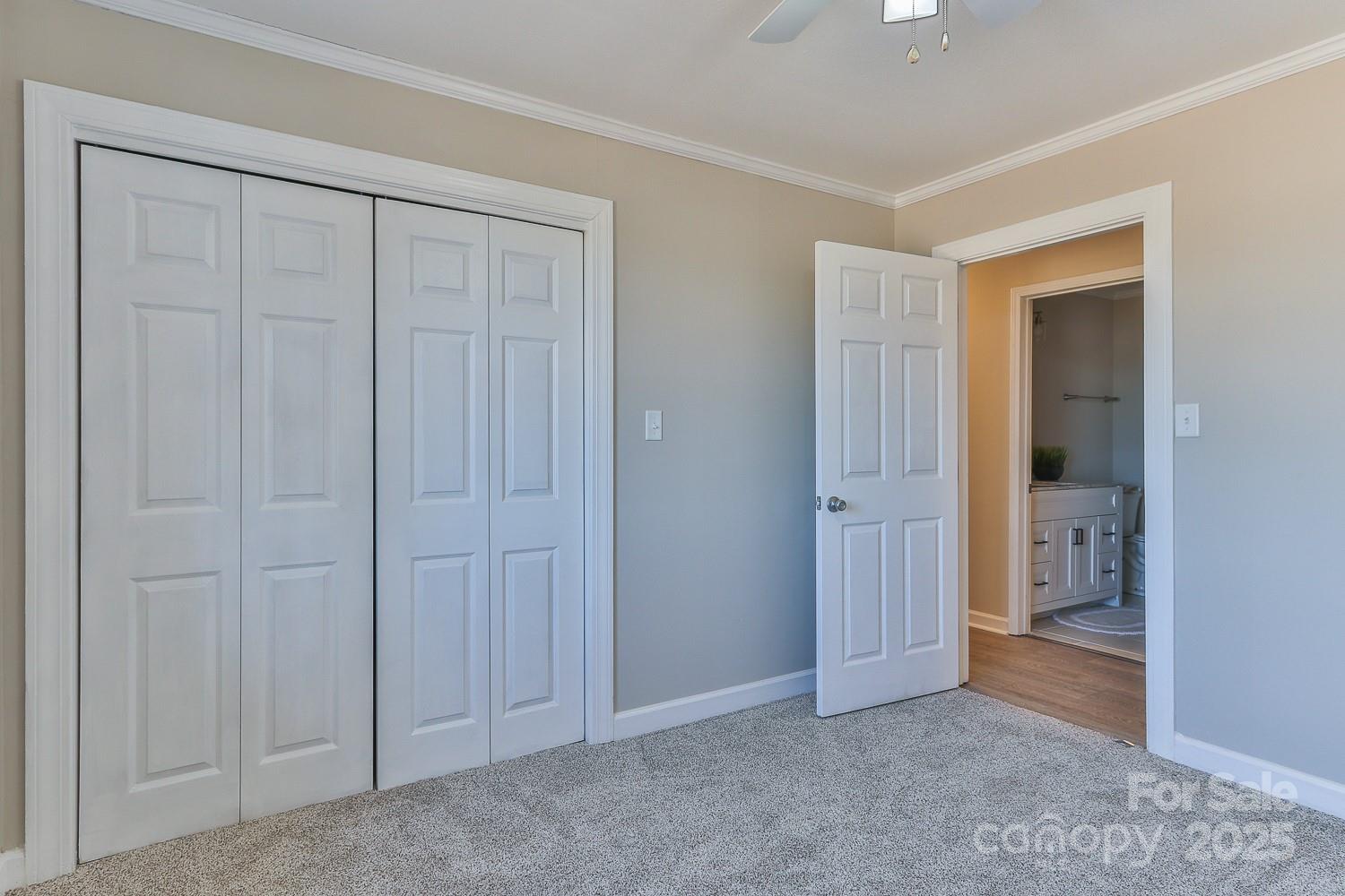 3424 Walker Circle