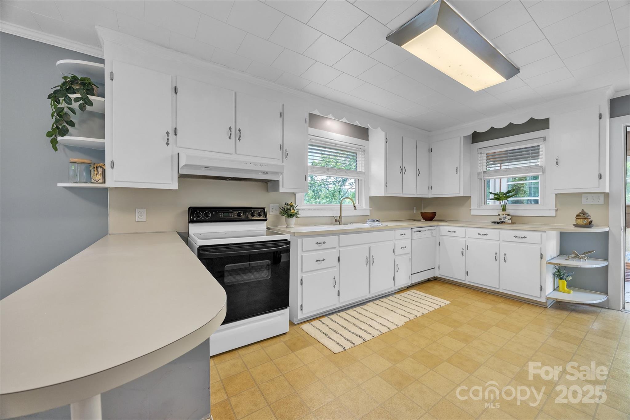 1770 NC 90 Highway W Unit: 60