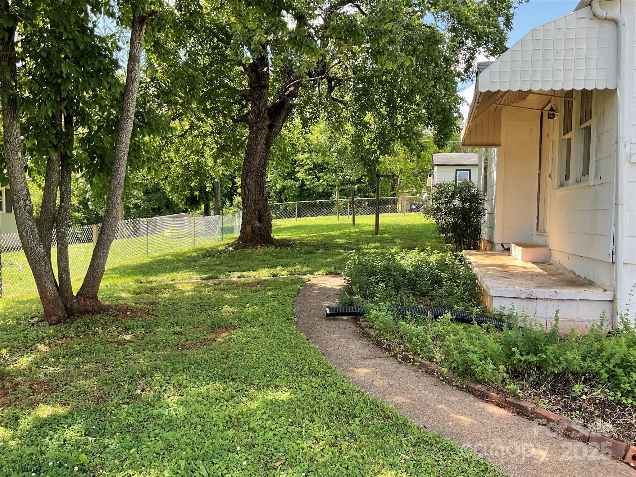 2138 SW Haven Circle