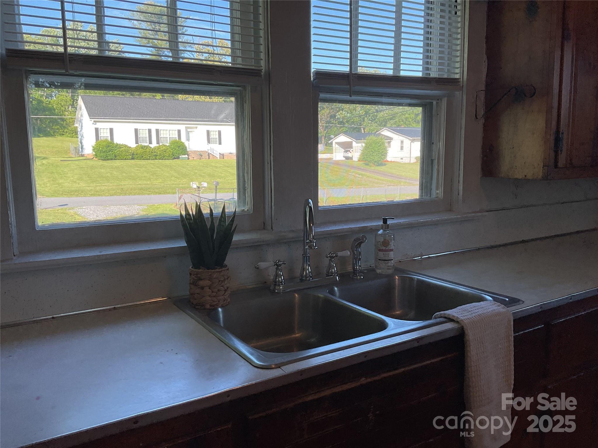 2138 SW Haven Circle