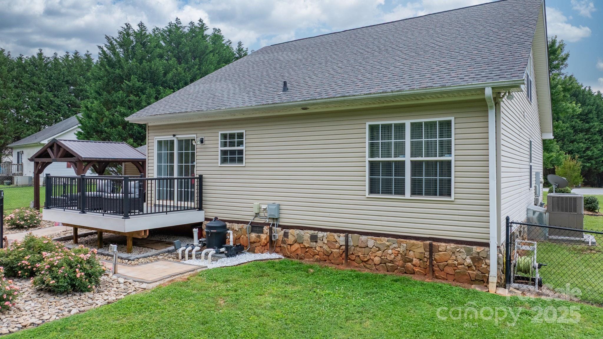 1028 Pocono Place