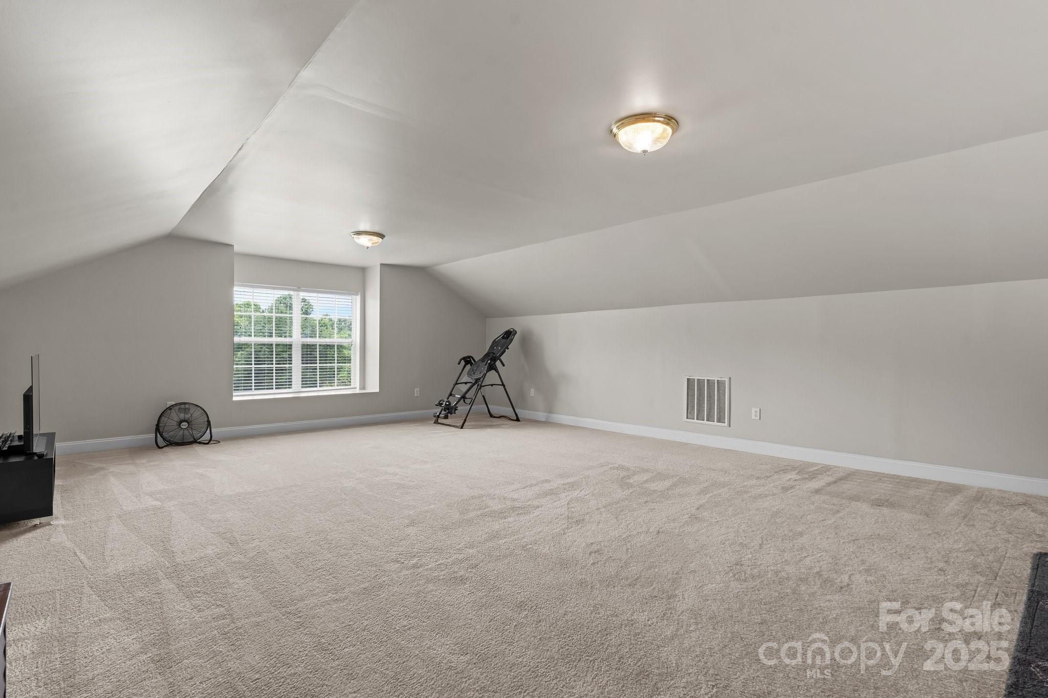 1028 Pocono Place