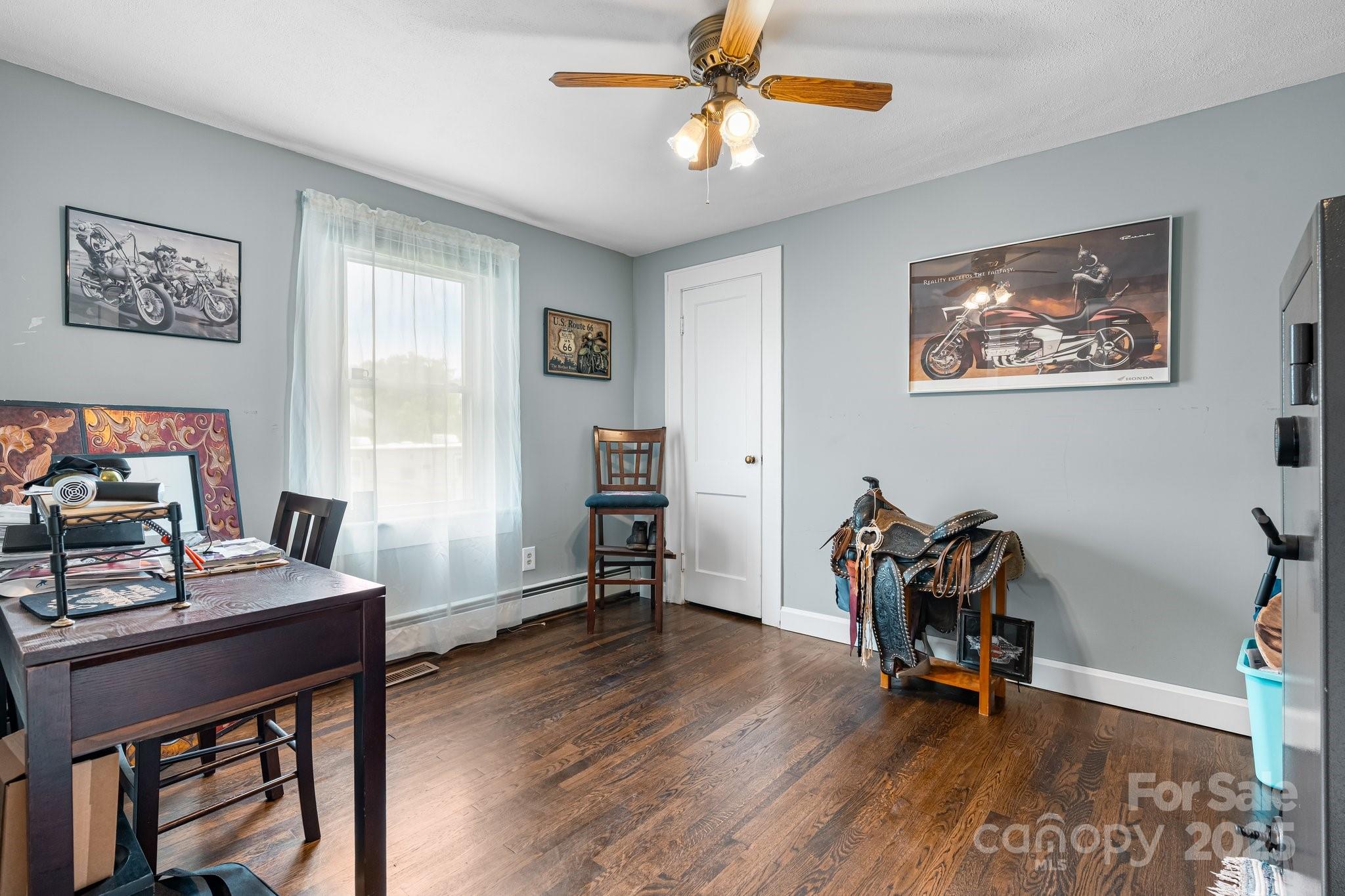 1266 18th Street NE