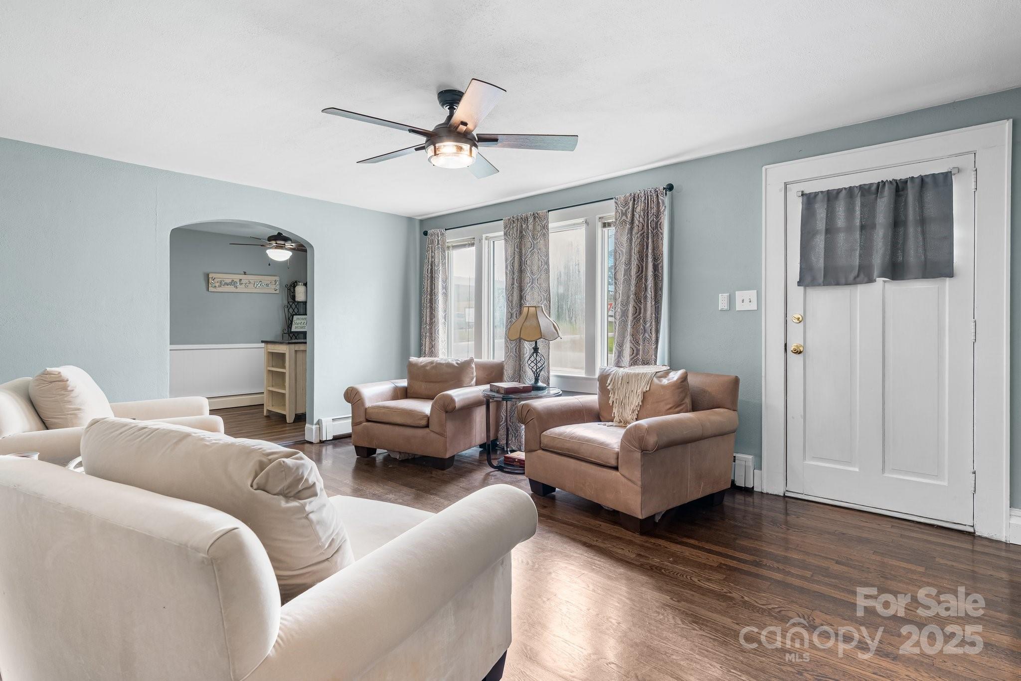 1266 18th Street NE