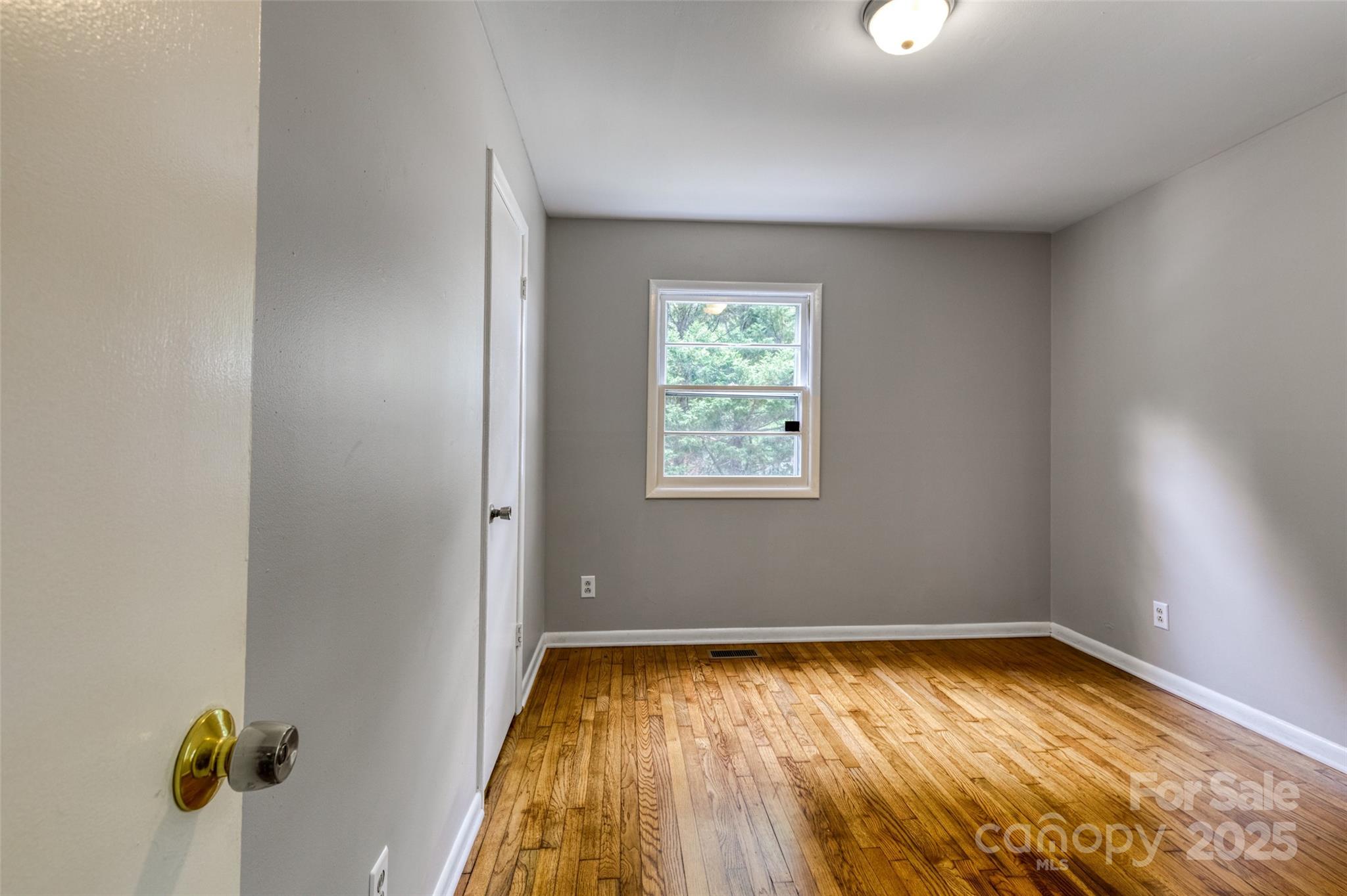 24 19th Street NW