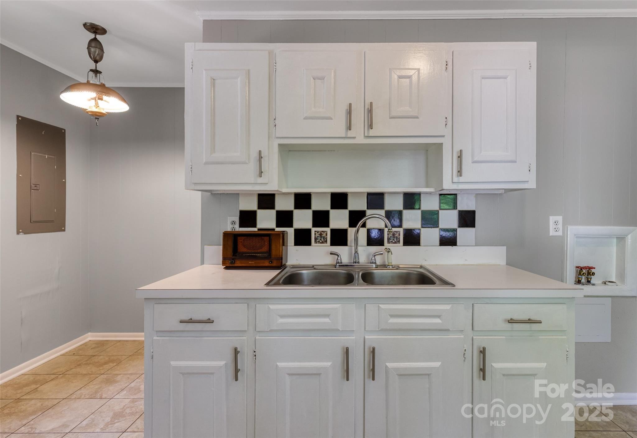 24 19th Street NW