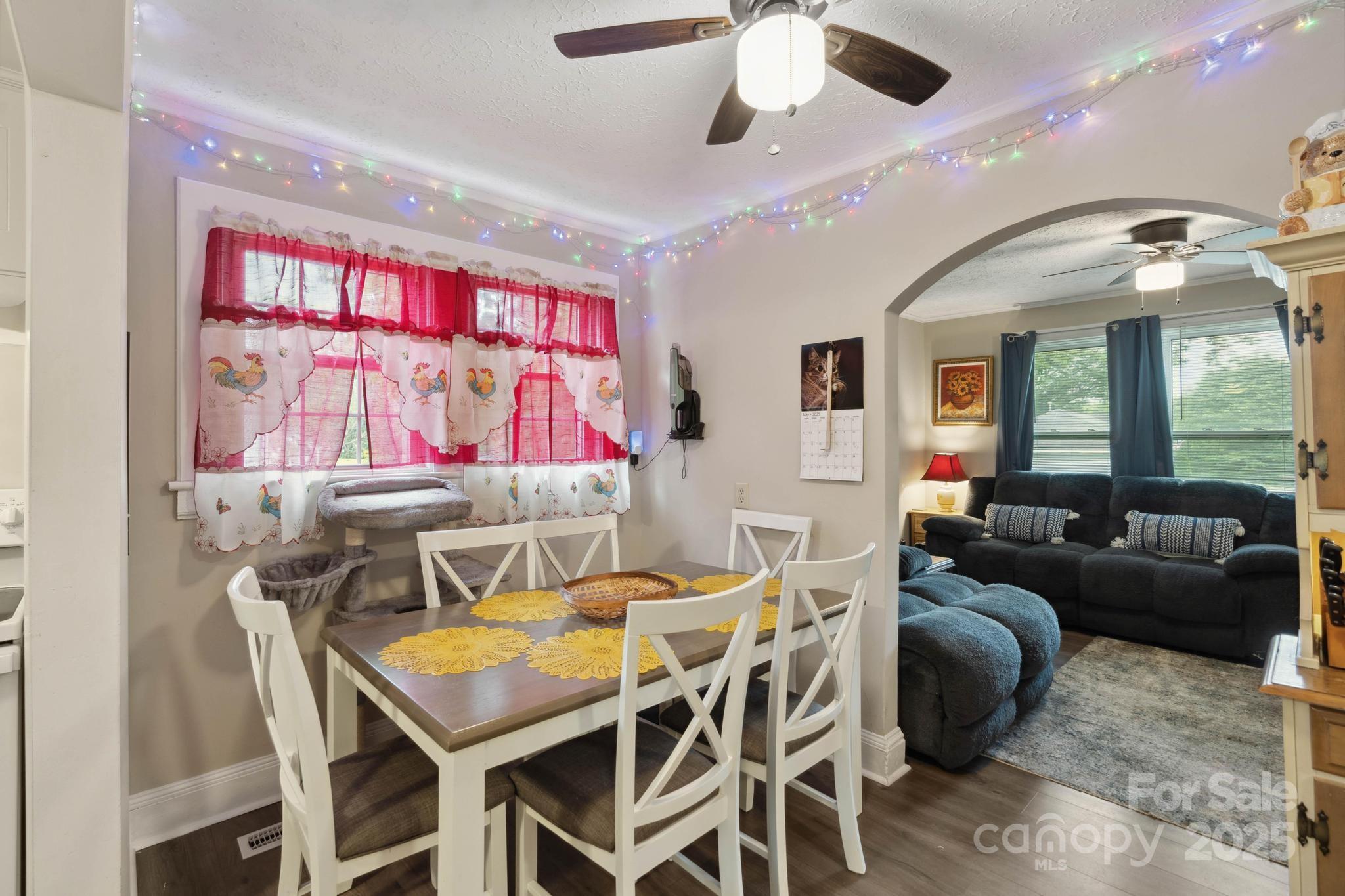 1425 3rd Street Place NE