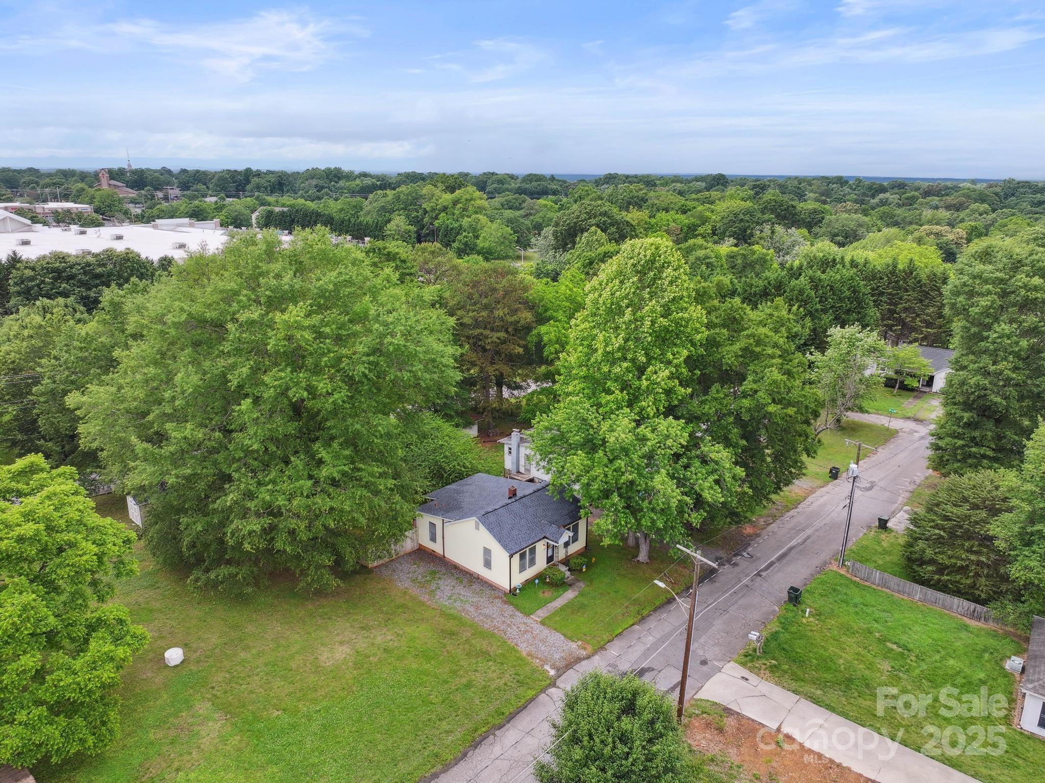 1425 3rd Street Place NE