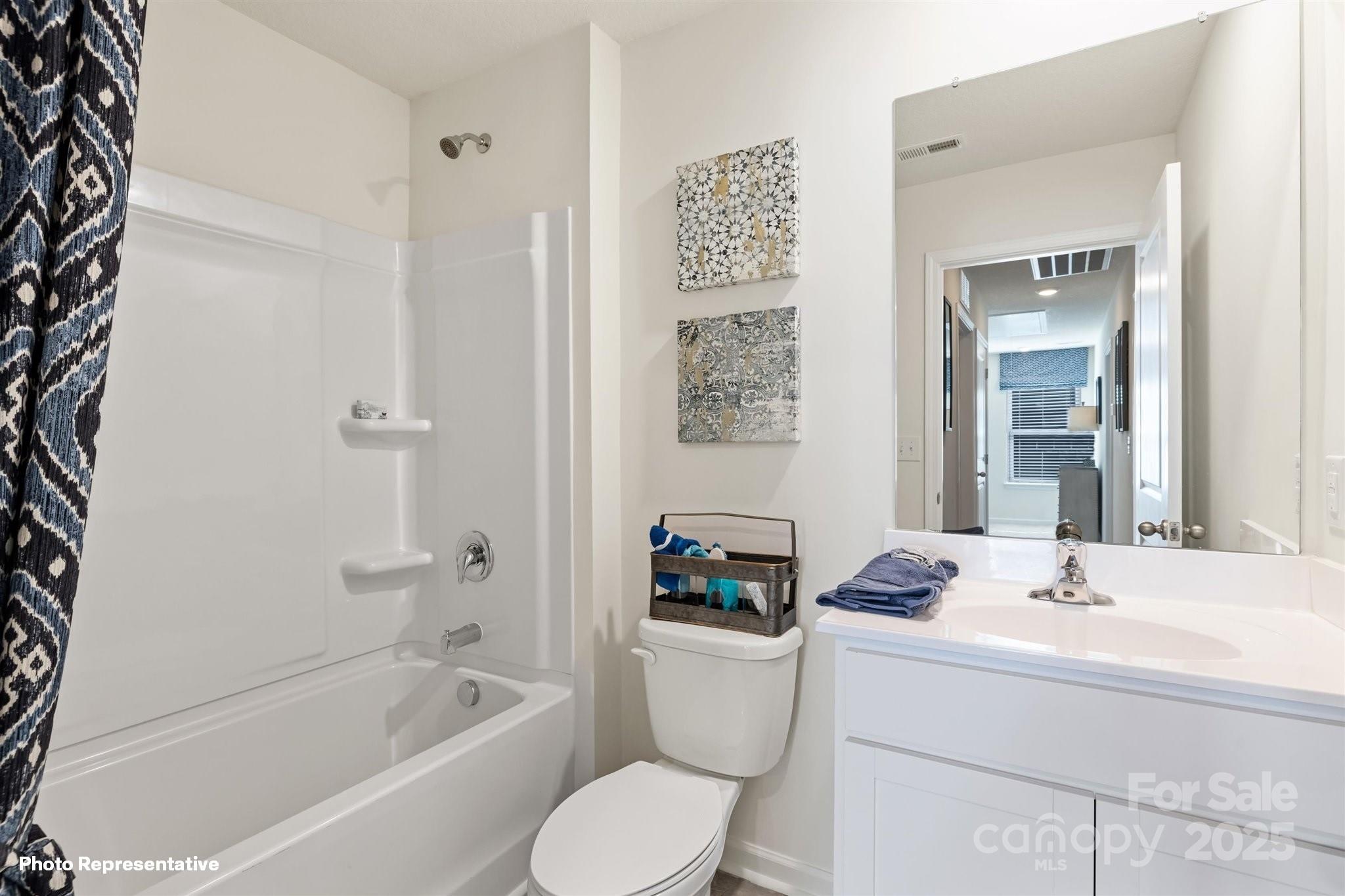 1350 37th Avenue Lane NE