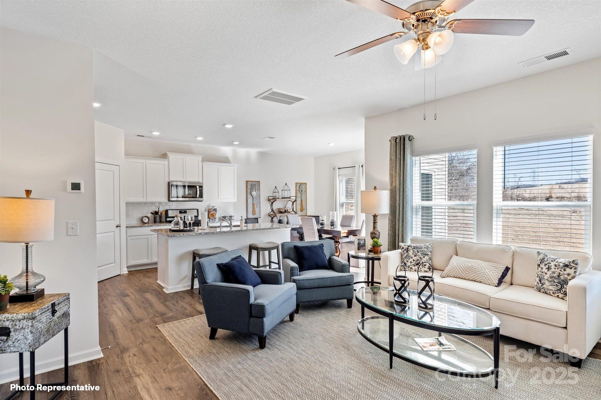 1350 37th Avenue Lane NE