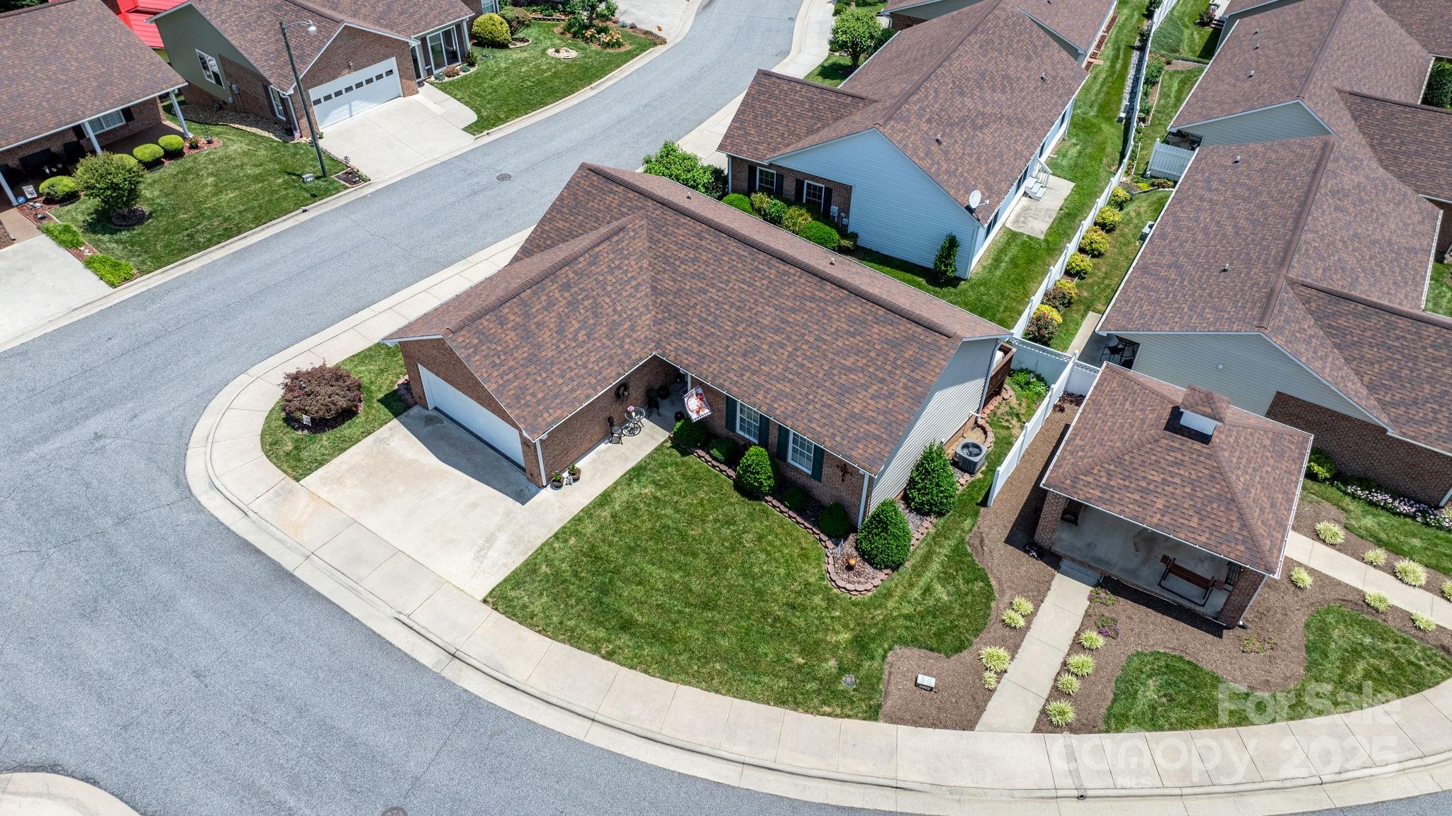 1206 Wexford Village Circle NE