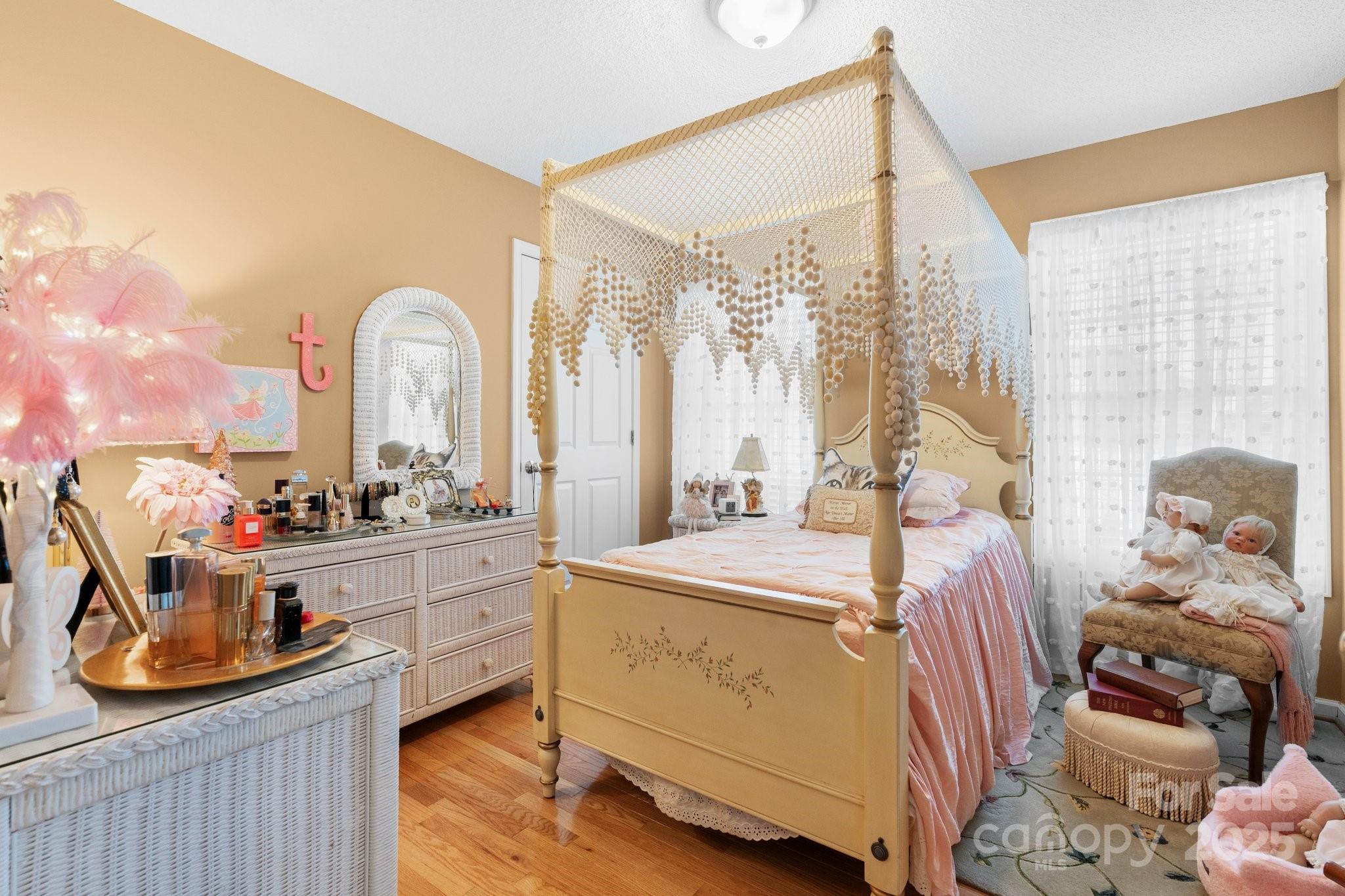 1206 Wexford Village Circle NE