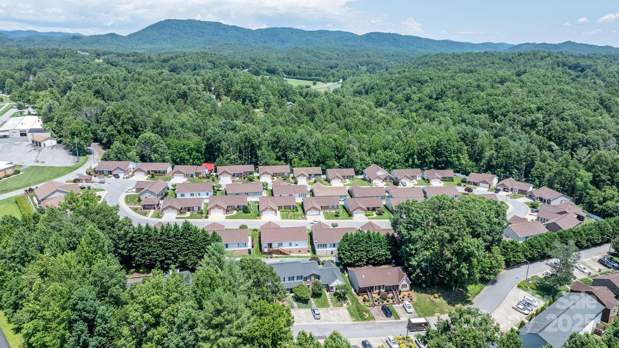1206 Wexford Village Circle NE