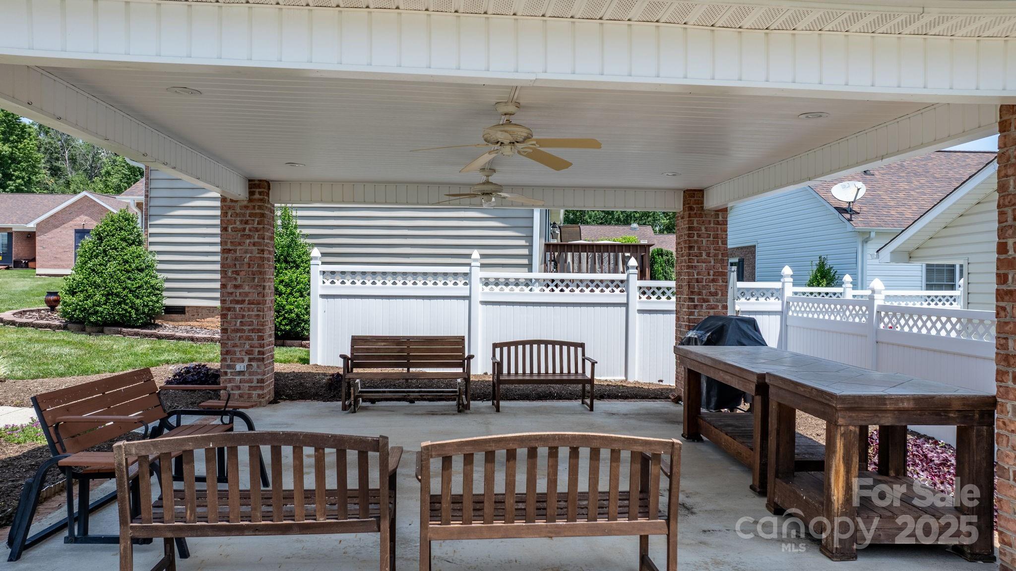 1206 Wexford Village Circle NE