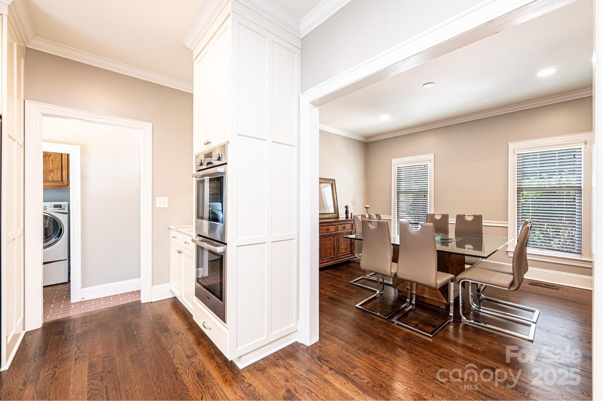 841 16th Avenue Lane NW