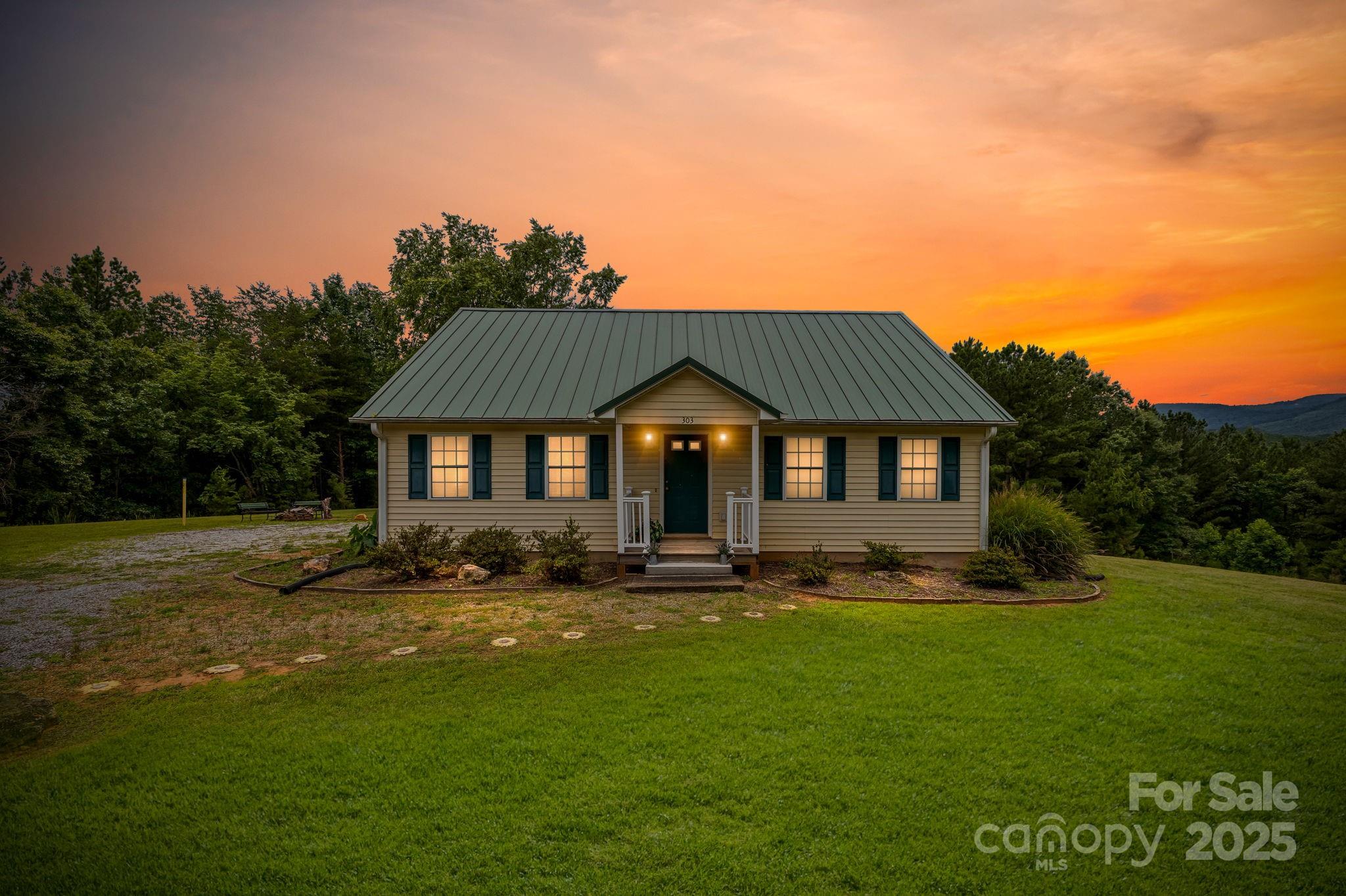 303 Ridgeview Drive