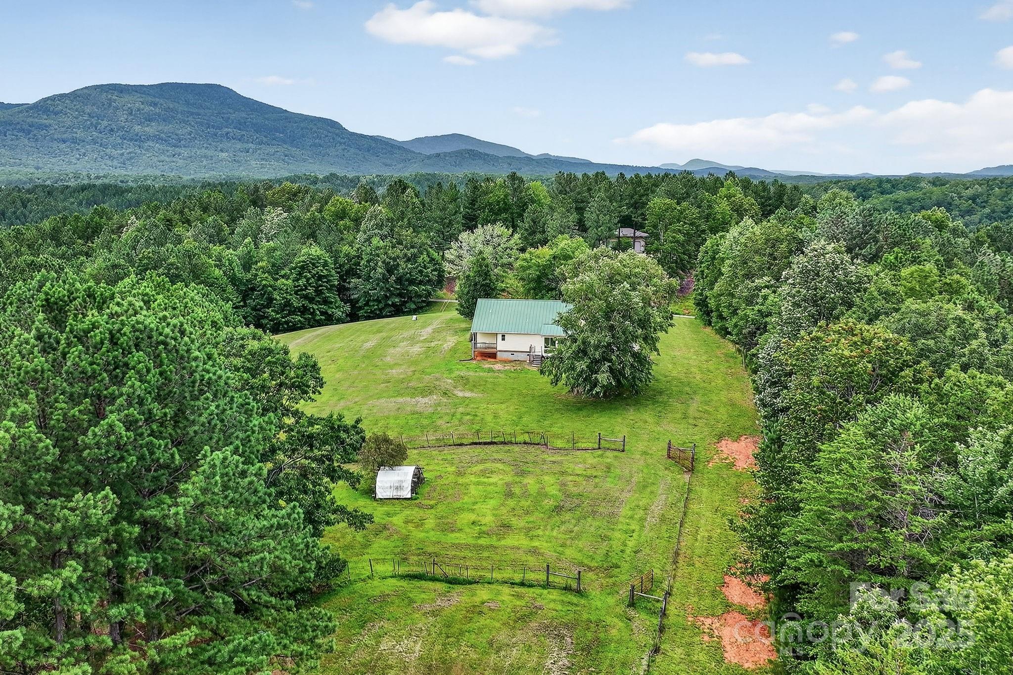 303 Ridgeview Drive