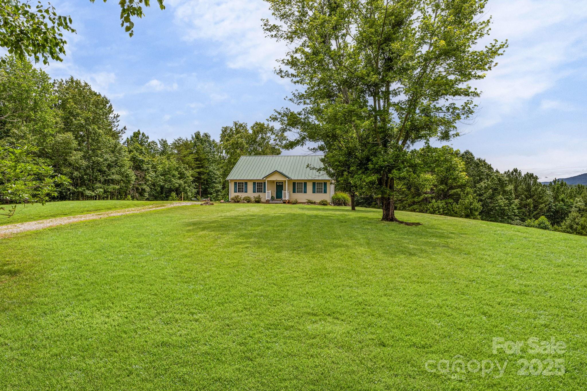 303 Ridgeview Drive