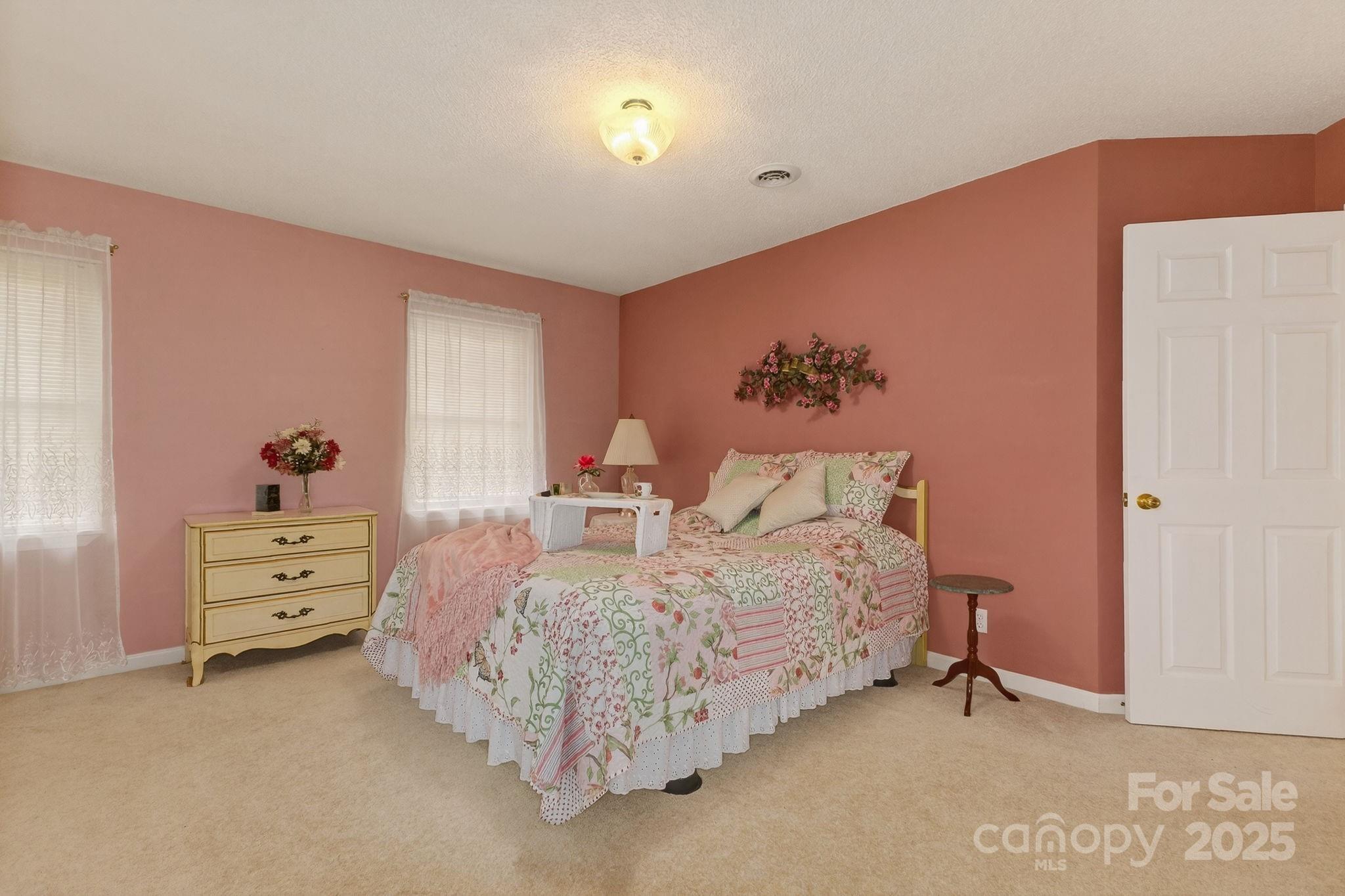 303 Ridgeview Drive