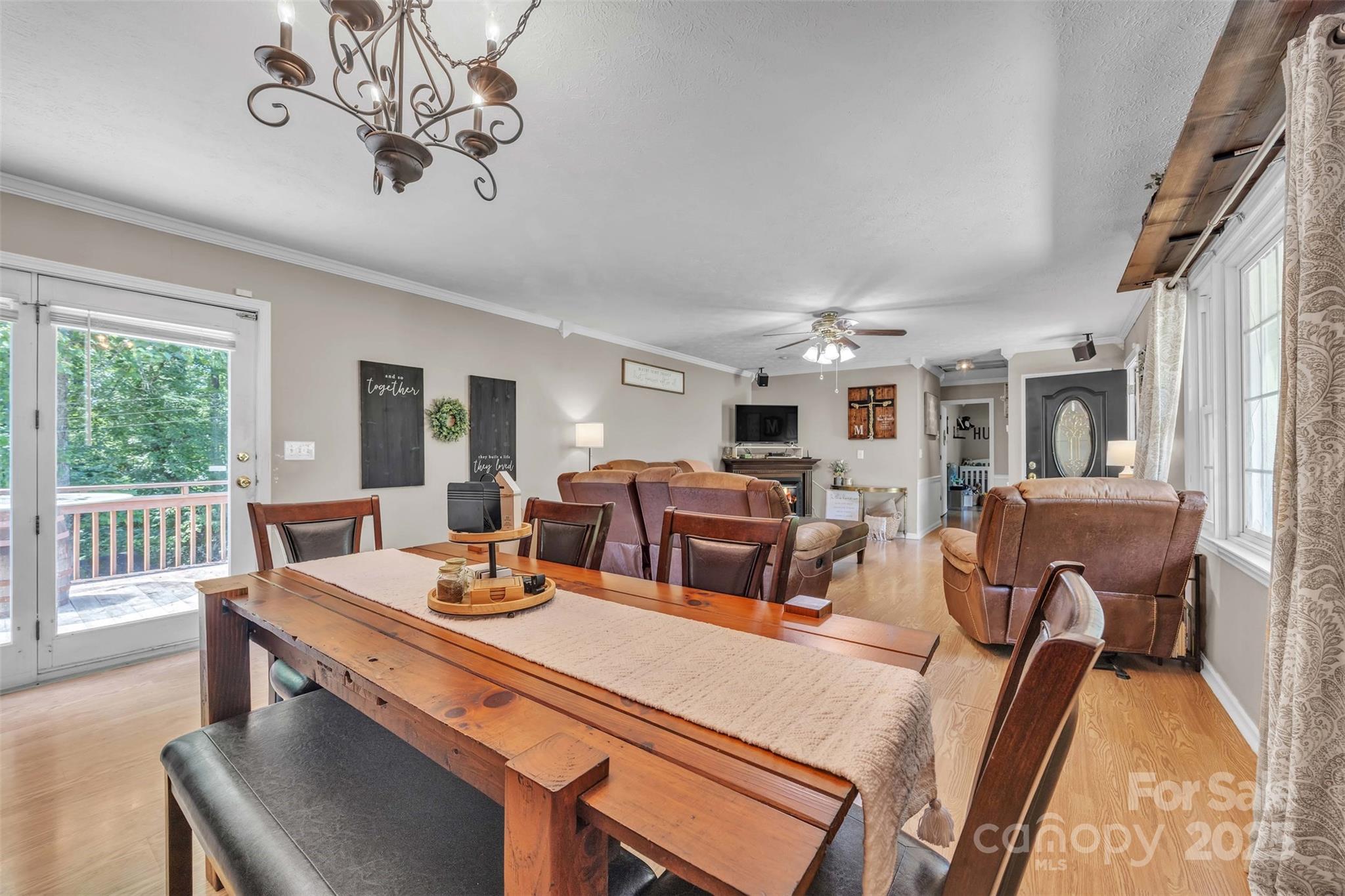 116 Eastwood Park Drive SE