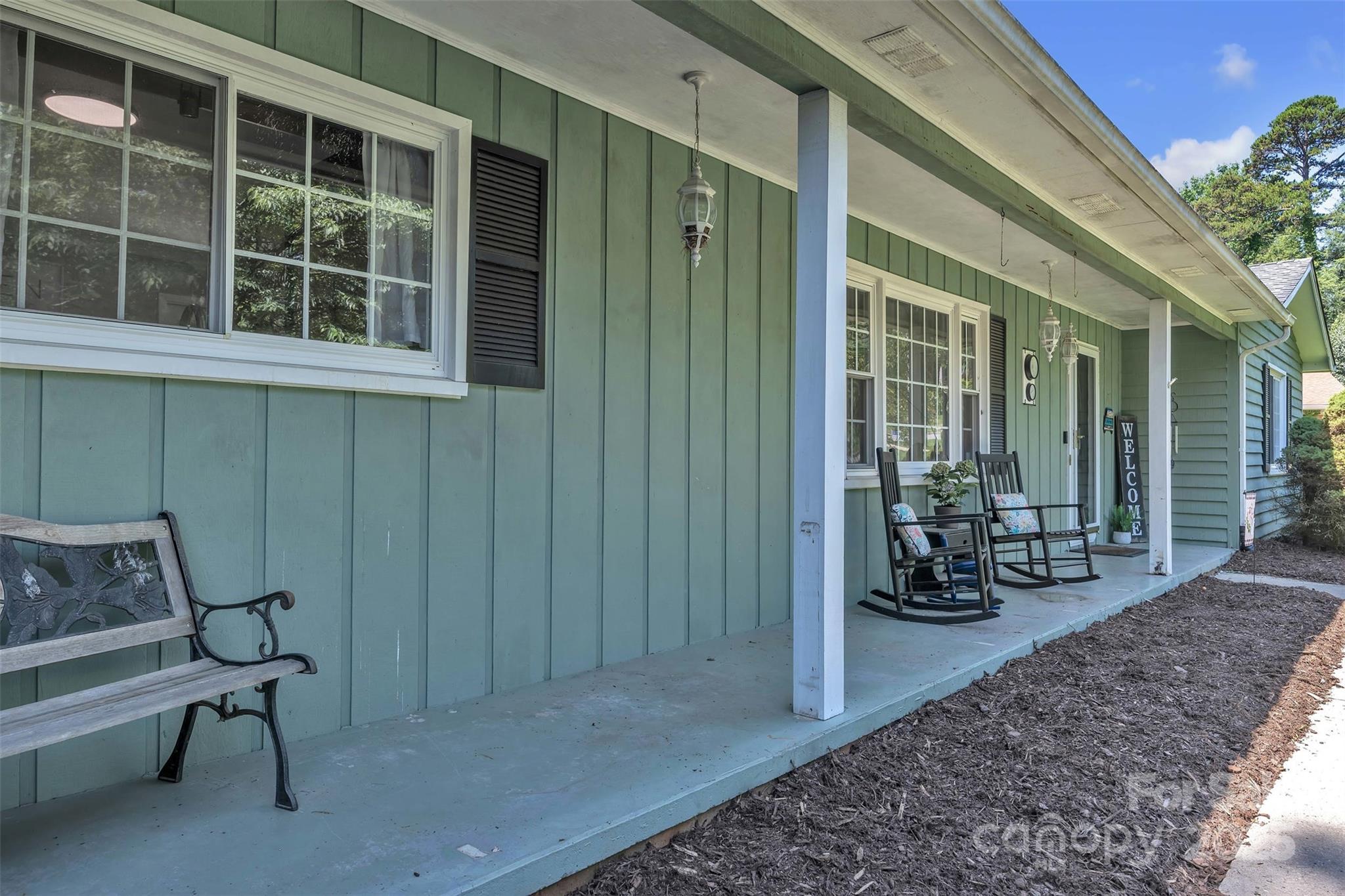 116 Eastwood Park Drive SE