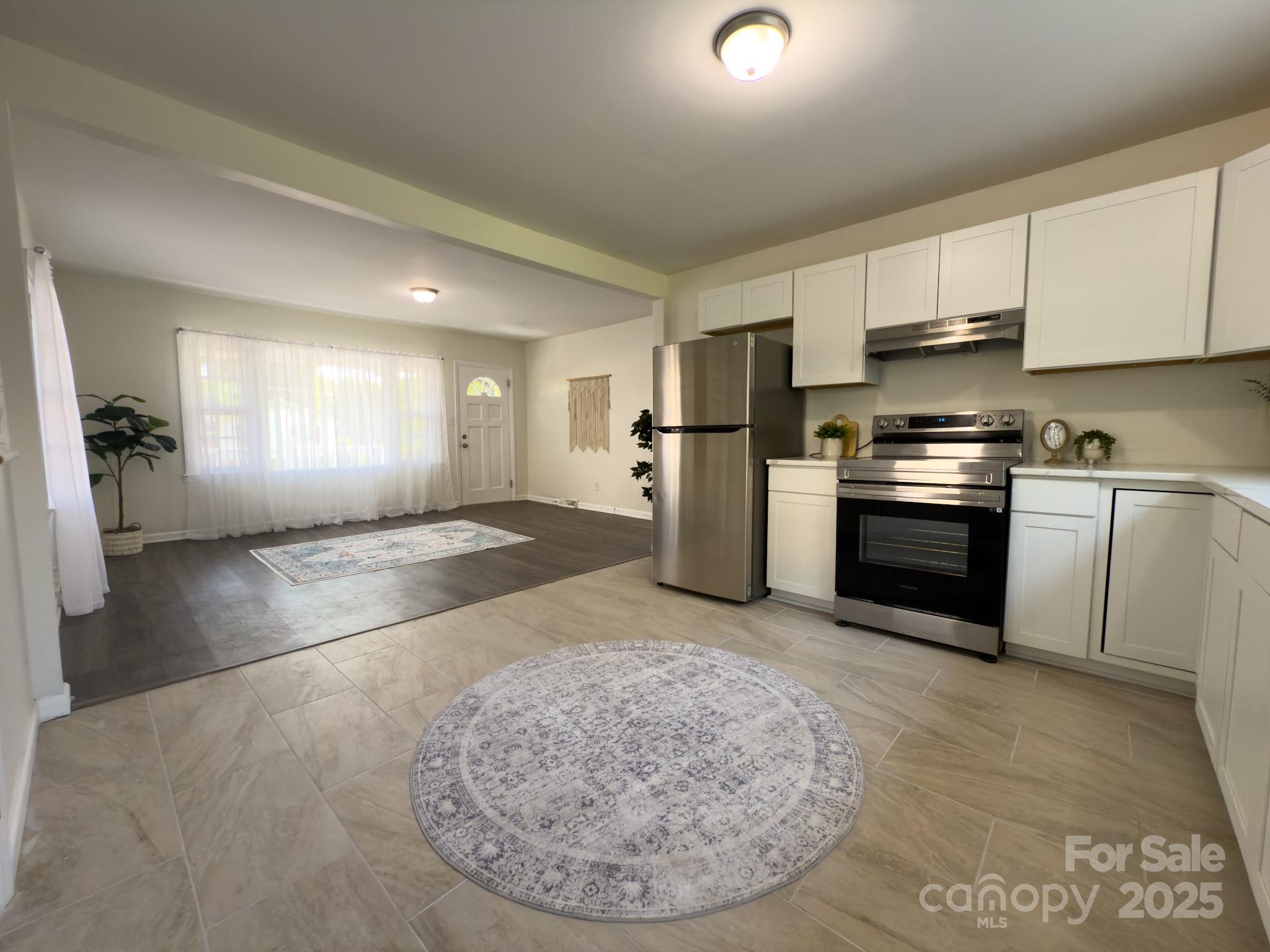 608 E 11th Street