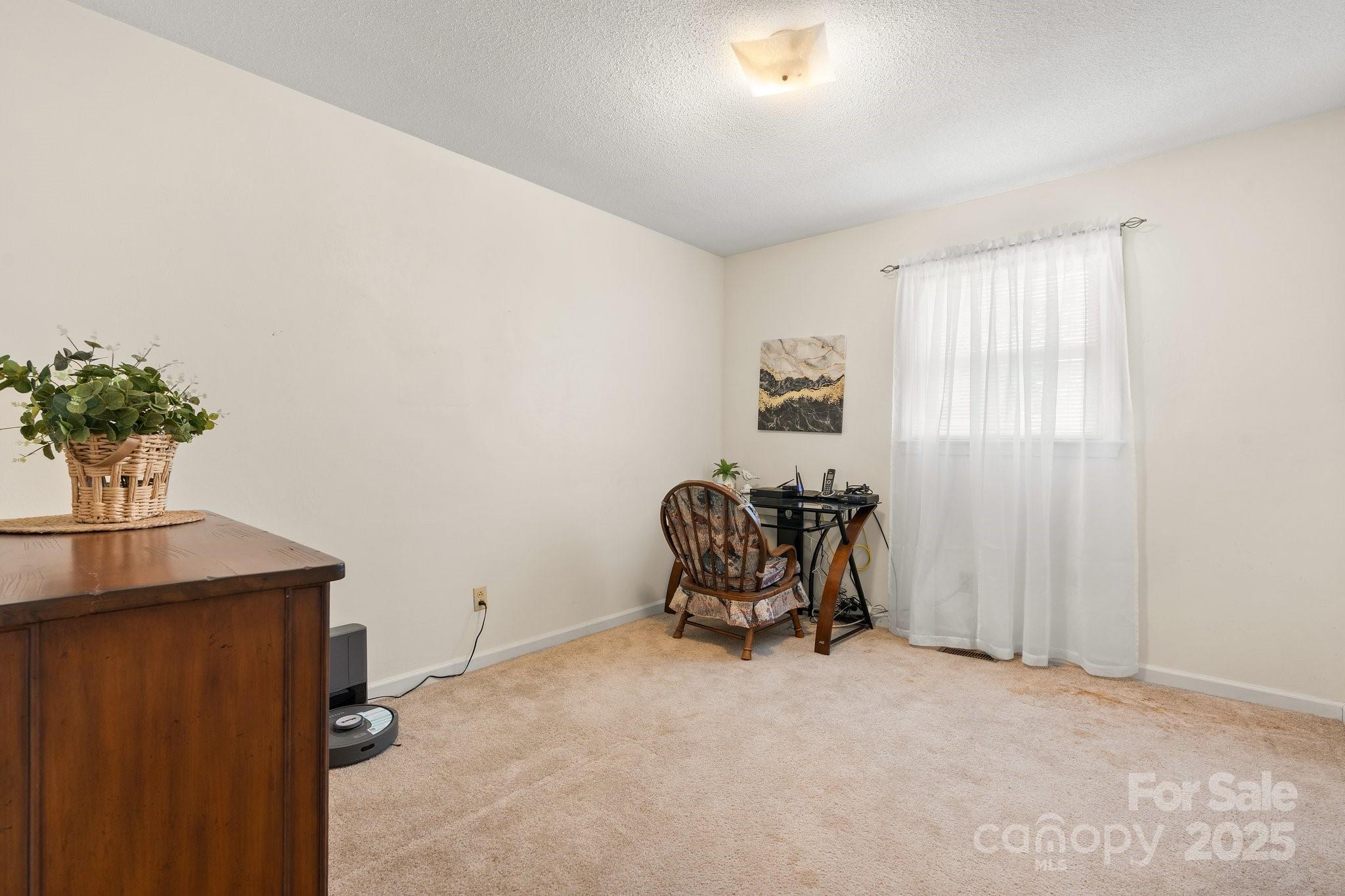 100 Pinecrest Court