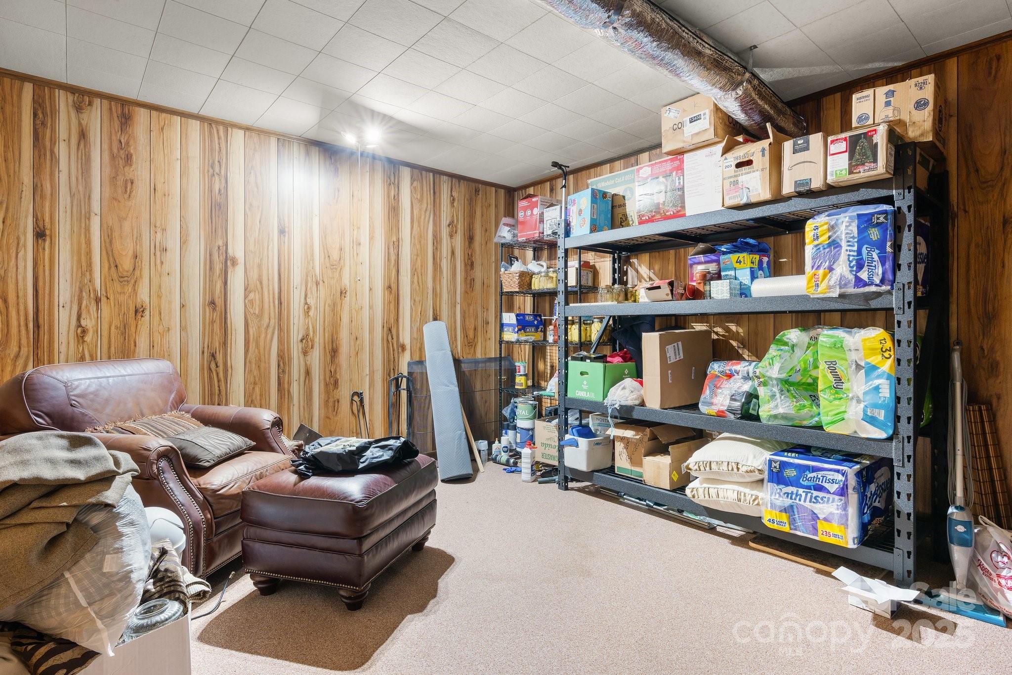 100 Pinecrest Court
