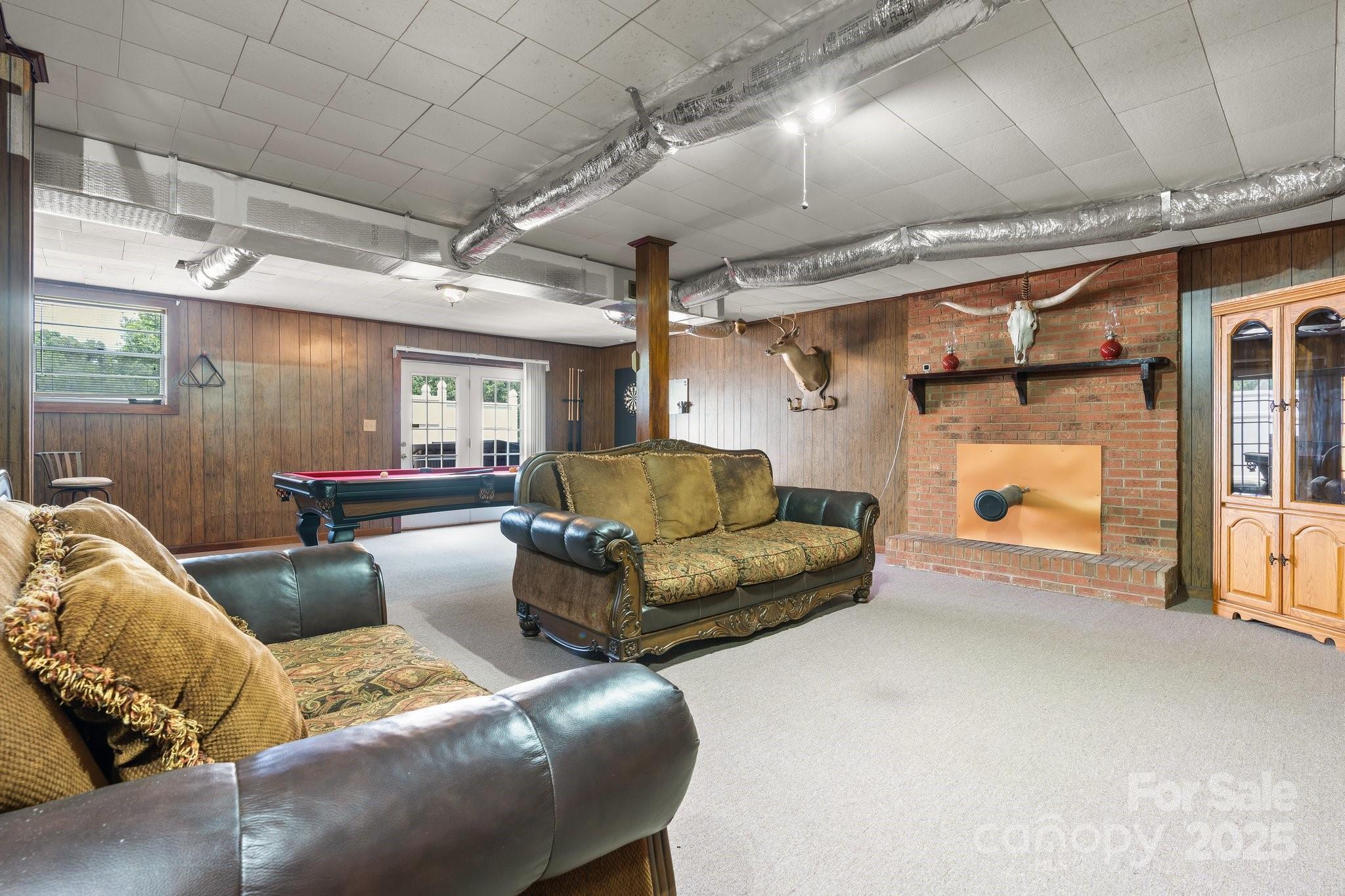 100 Pinecrest Court