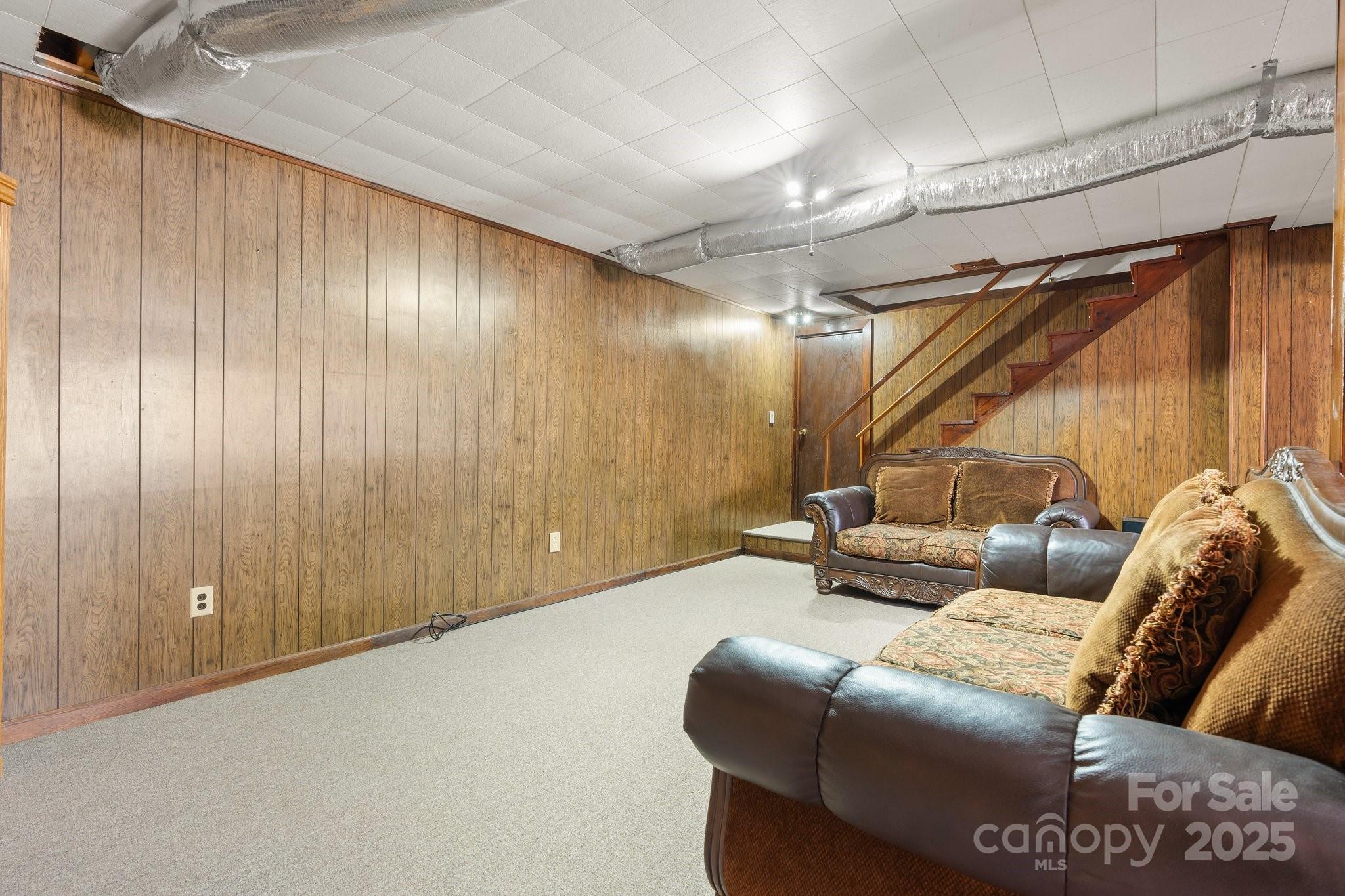 100 Pinecrest Court