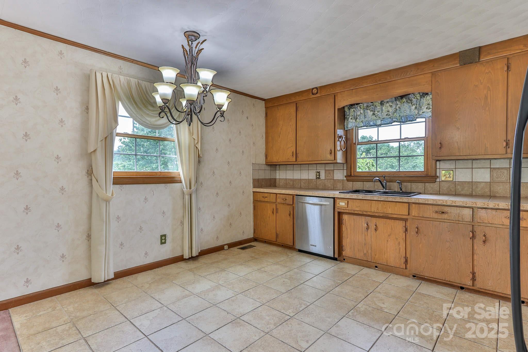 554 Wildlife Access Road