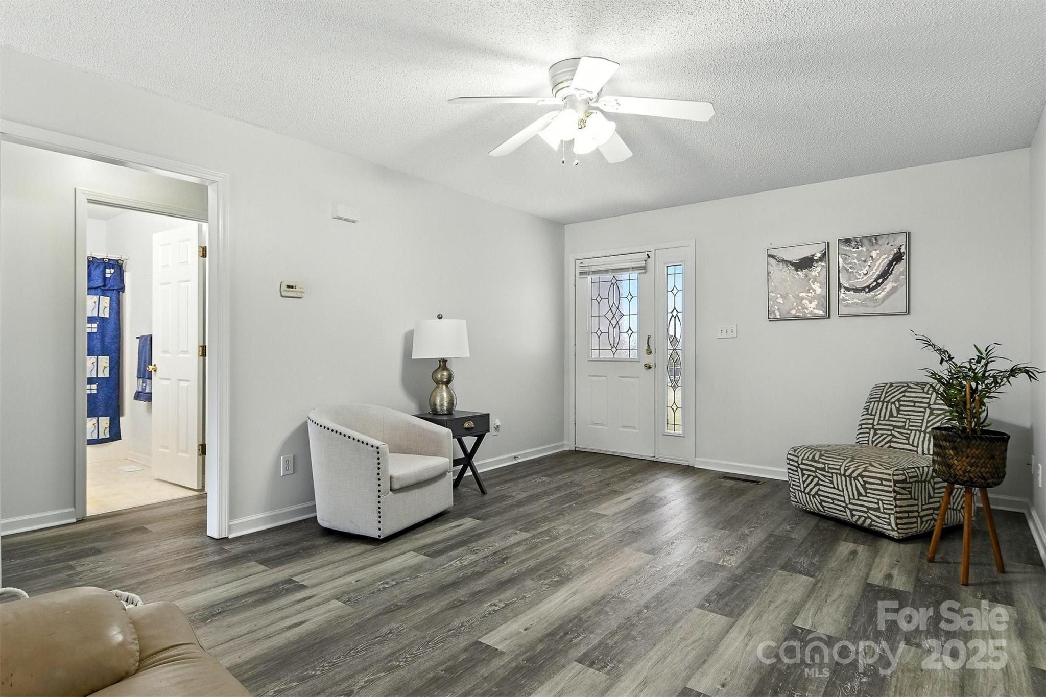 2244 Clearwater Lane
