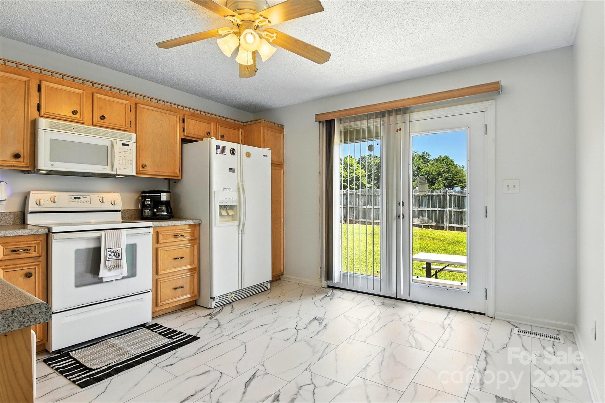 2244 Clearwater Lane