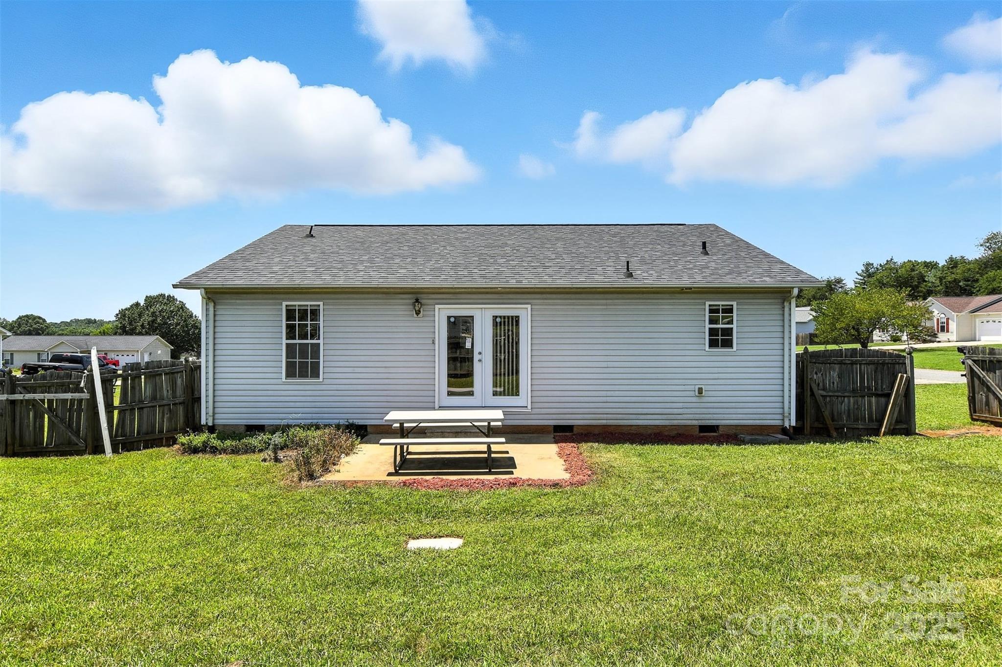 2244 Clearwater Lane