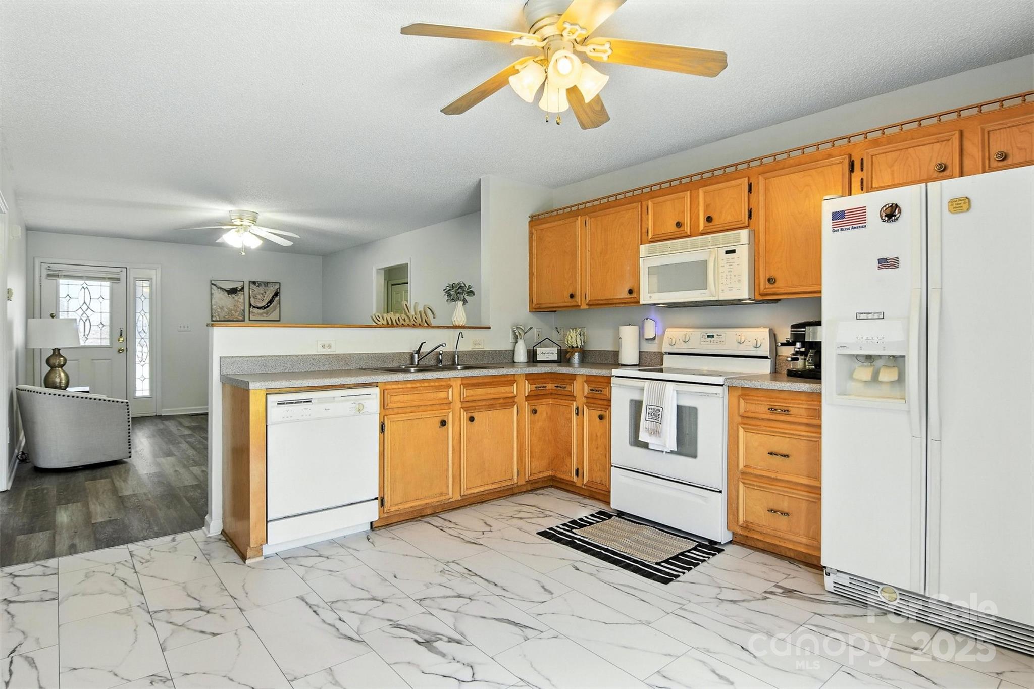 2244 Clearwater Lane