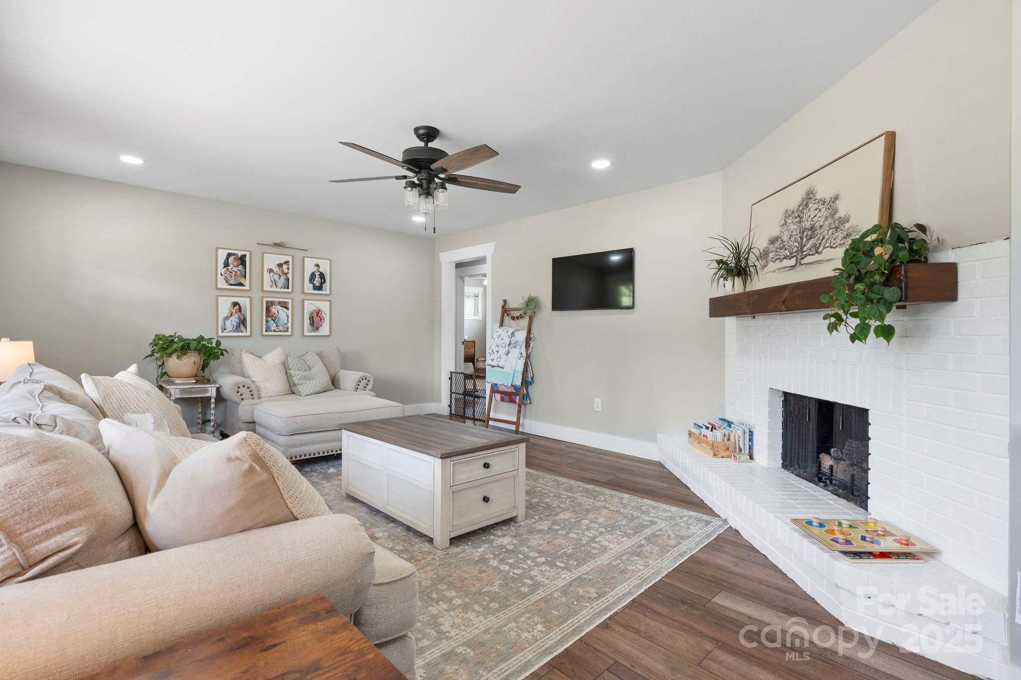 4180 Lower Cedar Valley Road