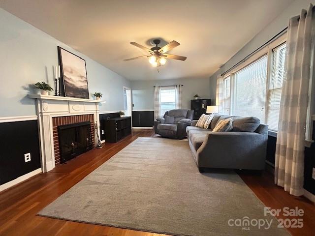 607 6th Street Court NW