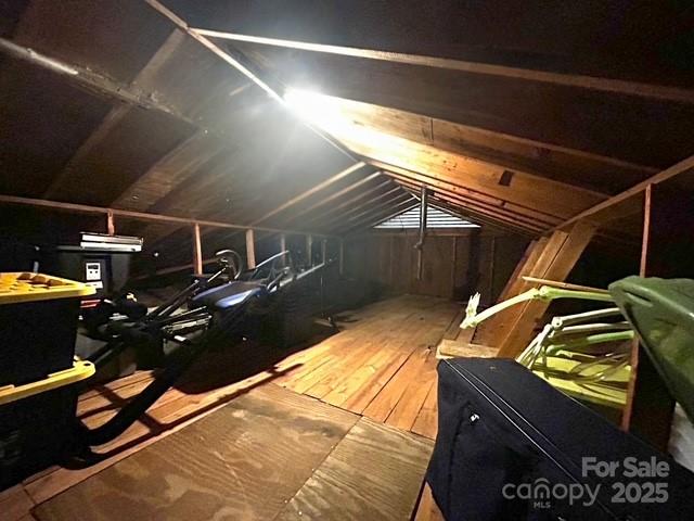 607 6th Street Court NW