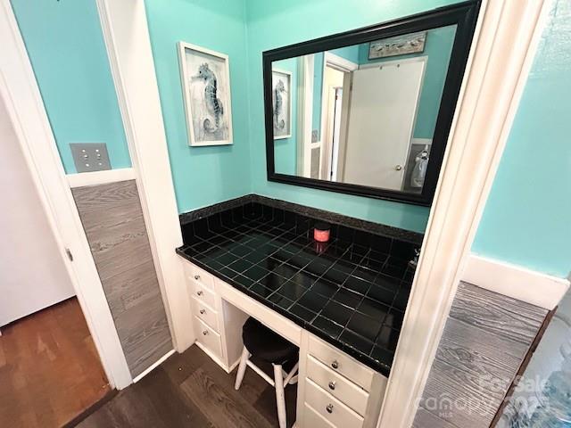 607 6th Street Court NW